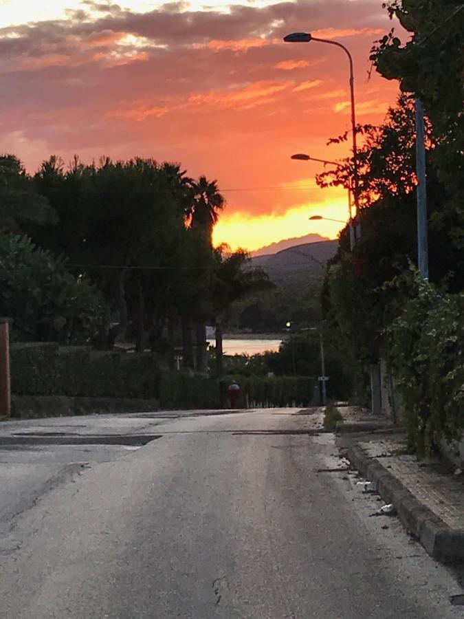 Casa Sugli Scogli Villa Fontane Bianche Luaran gambar